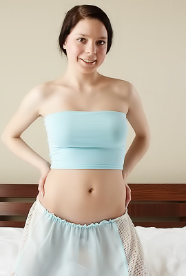 Kelly K Shows Amazing Teen Body And Hot Small Ass