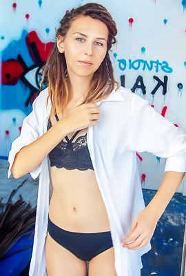 Bullet Sexy Amateur Teen Girl