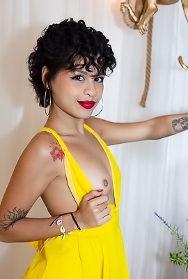 Perfect Bootylicious Babe Lilith Baph