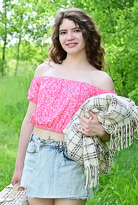 Carrie With Perky Breasts And Trickles Down Her Sexy Body