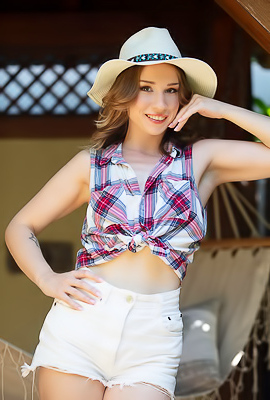 Alice Klay Gives Her Luscious Ass Cheeks An Amorous Squeeze