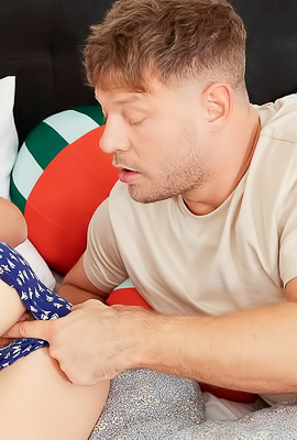 Norah Juliette Sucks Cock Like A Sex Goddess