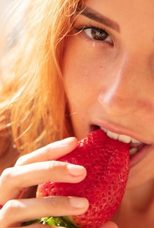 Agatha Vega Taste Sweet Fruits When Fully Naked